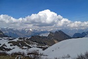 66 Bei cumuli primaverili sulle Orobie